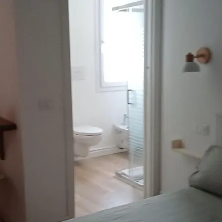 Guest house Domo Ulleri *