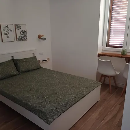 Domo Ulleri בית הארחה