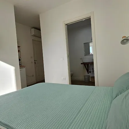 Domo Ulleri 3* אולביה