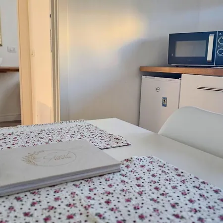 Domo Ulleri בית הארחה אולביה