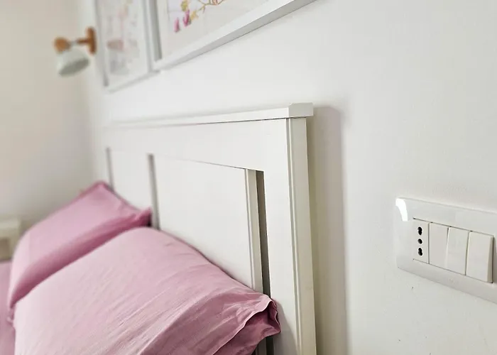 Domo Ulleri ゲストハウス 3*