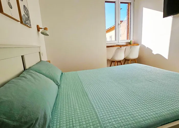 ゲストハウス Domo Ulleri 3*