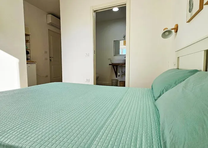 Domo Ulleri ゲストハウス 3*