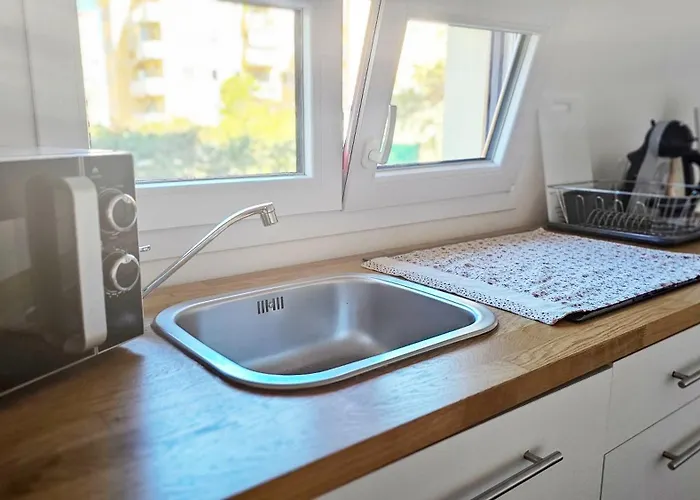 ゲストハウス Domo Ulleri 3*