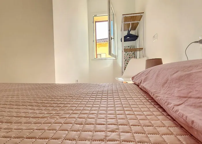 ゲストハウス Domo Ulleri